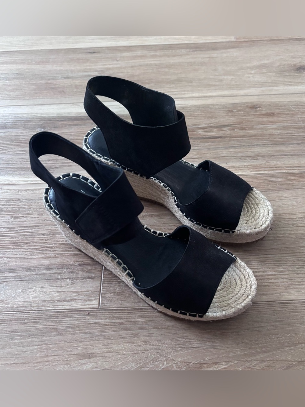 Eileen fisher Weslia Espadrille Wedge Sandal size 7.5 euc